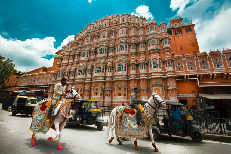 Exploring Jaipur’s Majestic Heritage in our 2 Days Jaipur Tour
